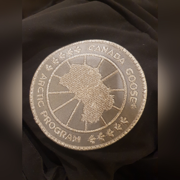 Canada goose x Juun. J expedition parka - Picture 4 of 14